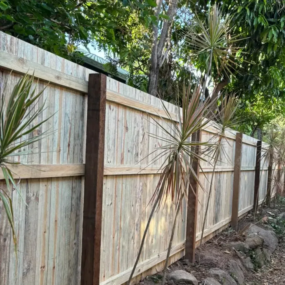 Completed timber fence project in Brisbane